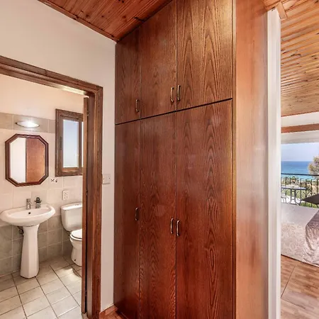 Villa Hermis Argáka